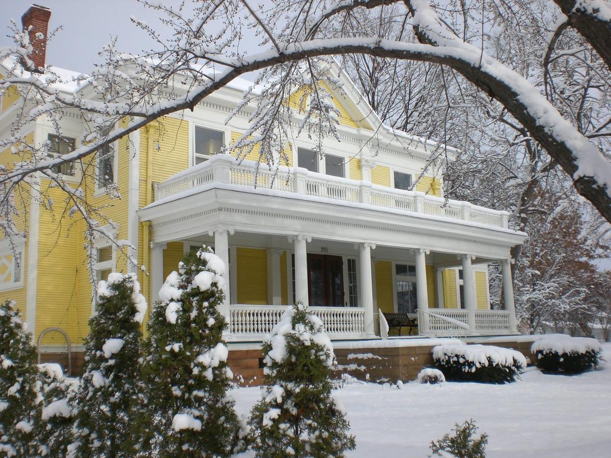 Ringling House Bed & Breakfast 배러부 외부 사진