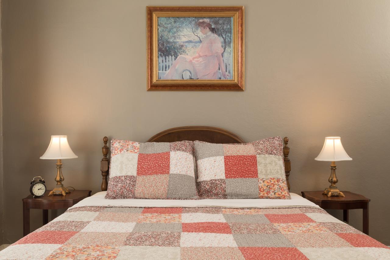 Ringling House Bed & Breakfast 배러부 외부 사진