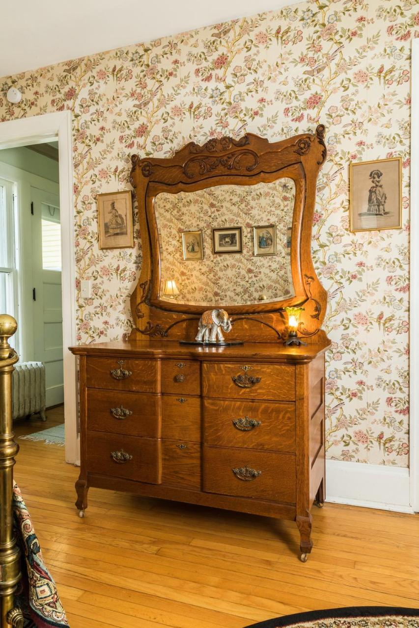 Ringling House Bed & Breakfast 배러부 외부 사진