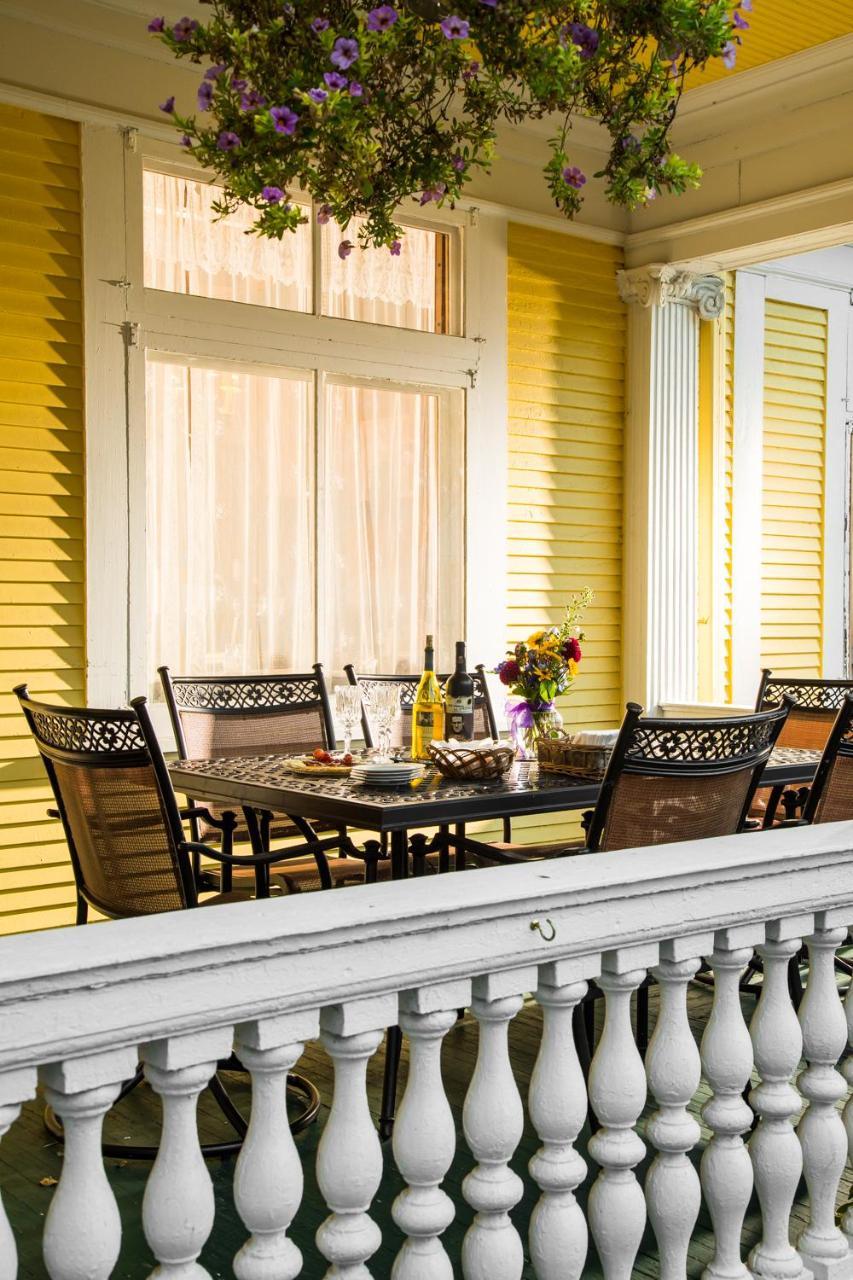 Ringling House Bed & Breakfast 배러부 외부 사진
