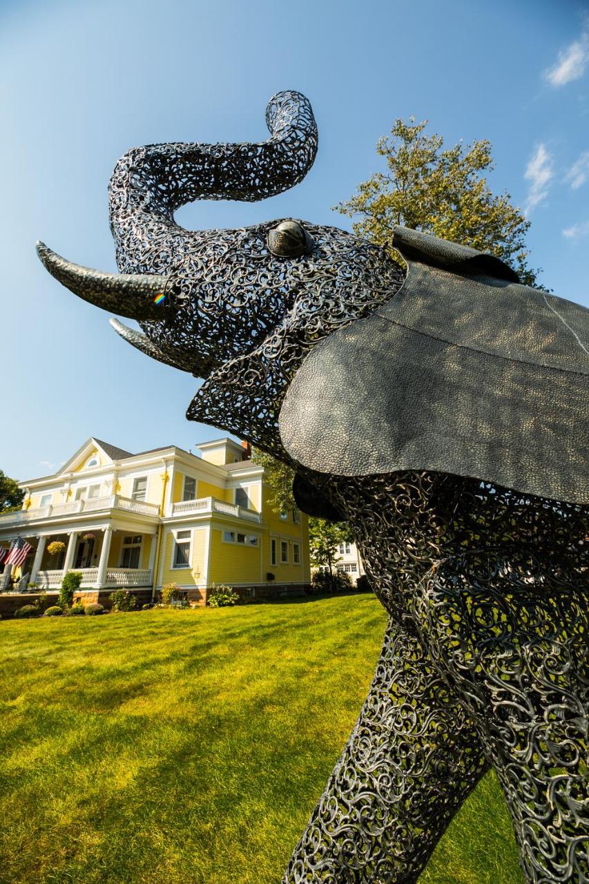Ringling House Bed & Breakfast 배러부 외부 사진